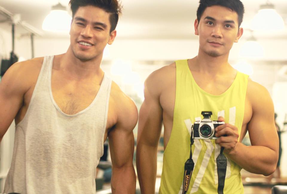 หนุ่มแซ่บน่าเลีย03