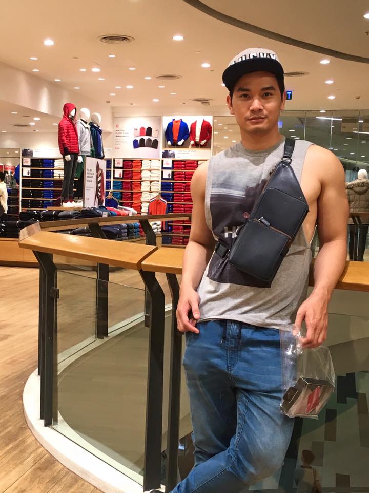หนุ่มแซ่บน่าเลีย03