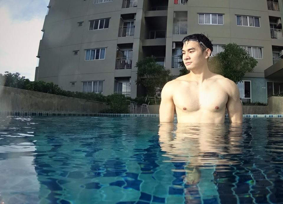 หนุ่มแซ่บน่าเลีย03