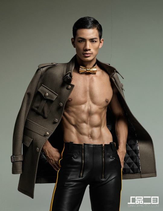 ถอดโชว์เรือนร่าง 979 - save your life