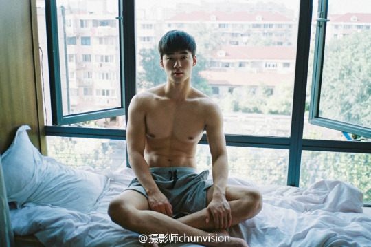 ถอดโชว์เรือนร่าง 980 - I Can't Be Myself