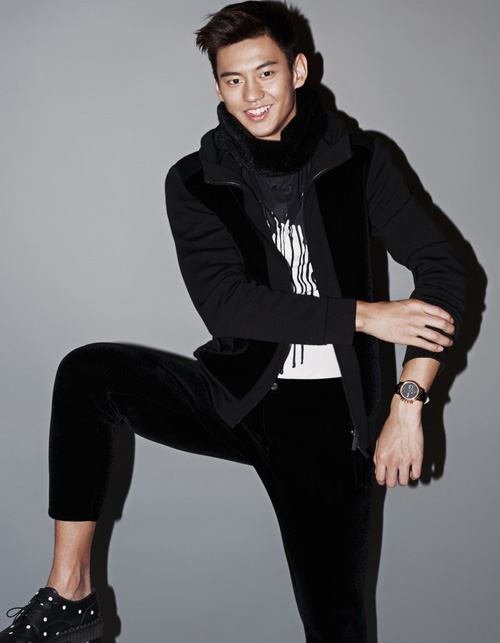 Ning ze tao หน้าตาดี กีฬาเด่น ขี้เล่น รักสัตว์