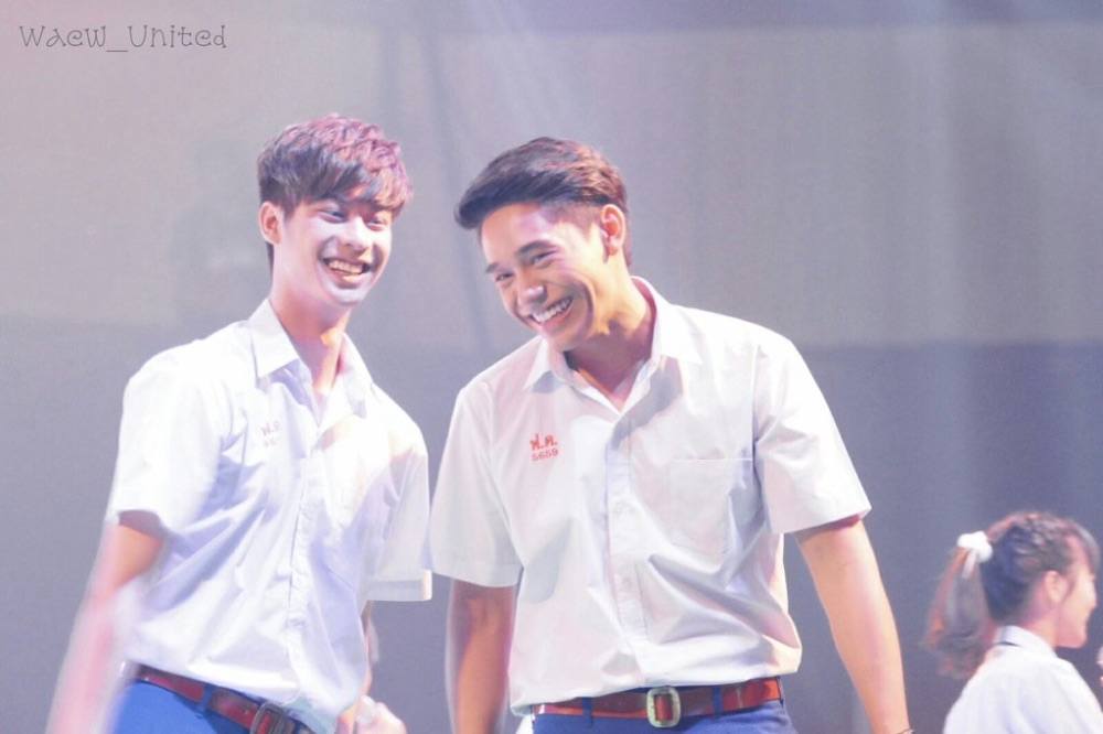 เงินกะออกัสคือ"เอิ้นกะพีท"ตลอดไป