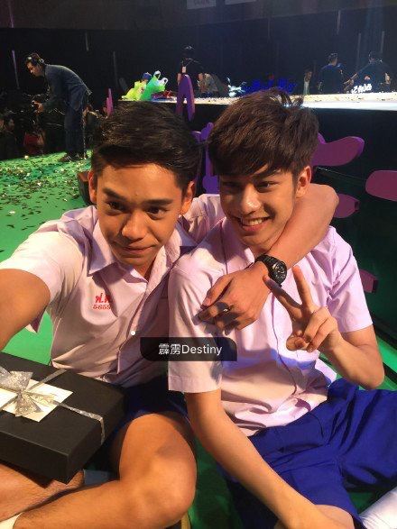 เงินกะออกัสคือ"เอิ้นกะพีท"ตลอดไป