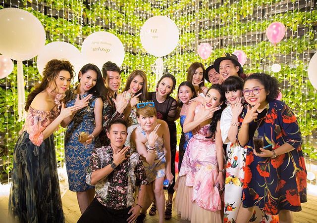 อั้ม พัชราภา สวย เจิด คลาสซี่ @Birthday Party Flowers Theme