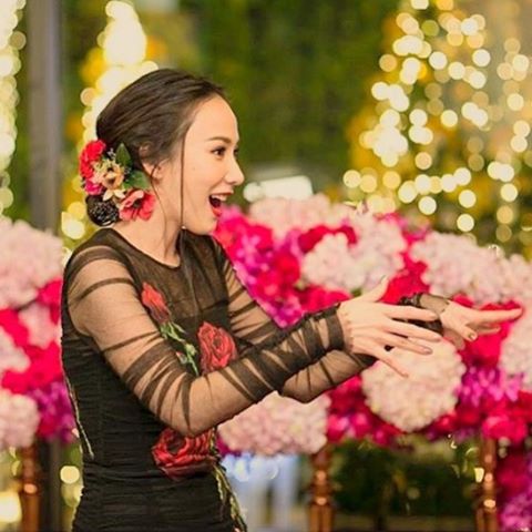 อั้ม พัชราภา สวย เจิด คลาสซี่ @Birthday Party Flowers Theme