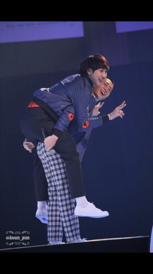 รักครั้งนี้จะอยู่กับเราตลอดไป"ปุณณ์โน่"