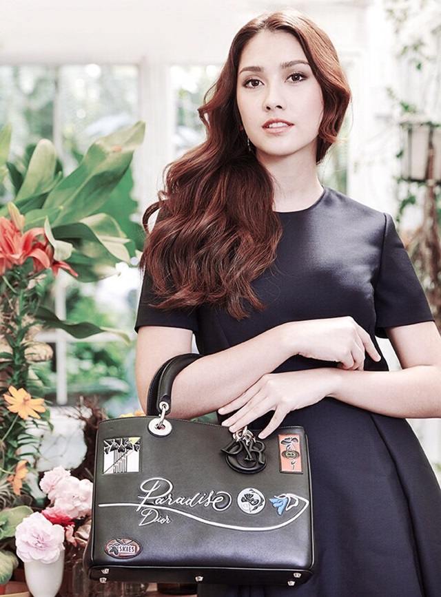 ฮาน่า ลีวิส @ พลอยแกมเพชร vol.24 no.574 December 2015