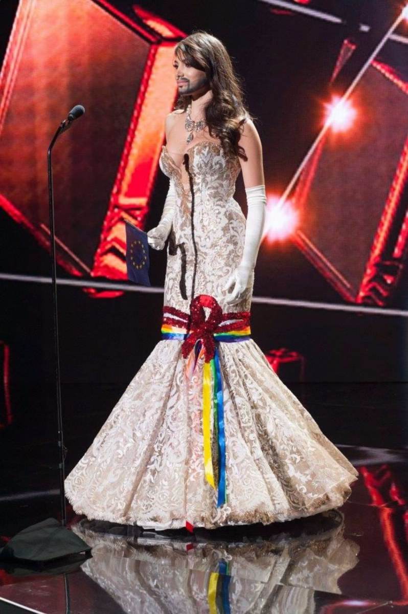 ชุดประจำชาติ "Miss Universe 2015 " (ทุกประเทศ)