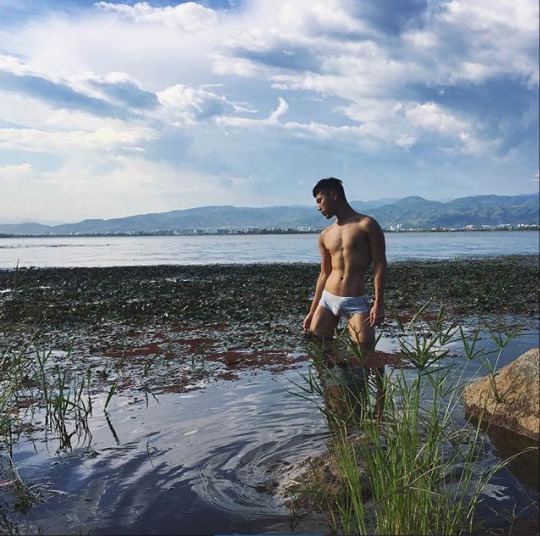 ถอดโชว์เรือนร่าง 991