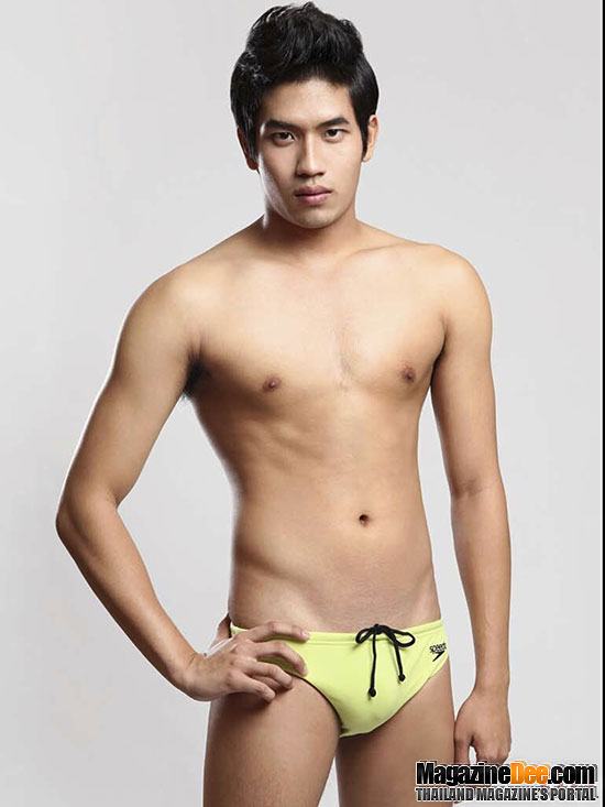 หนุ่มหน้าท้องเนียน