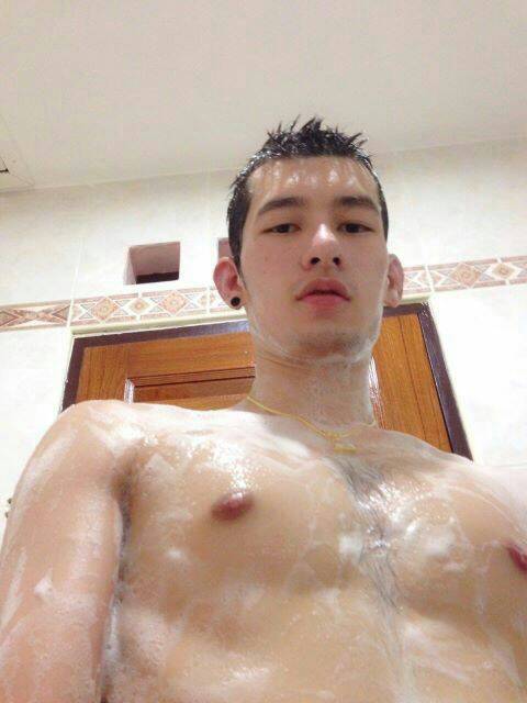 กระหน่ำเลีย