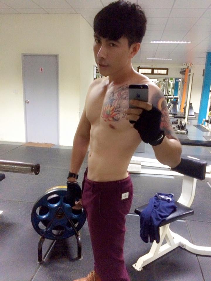 กระหน่ำเลีย