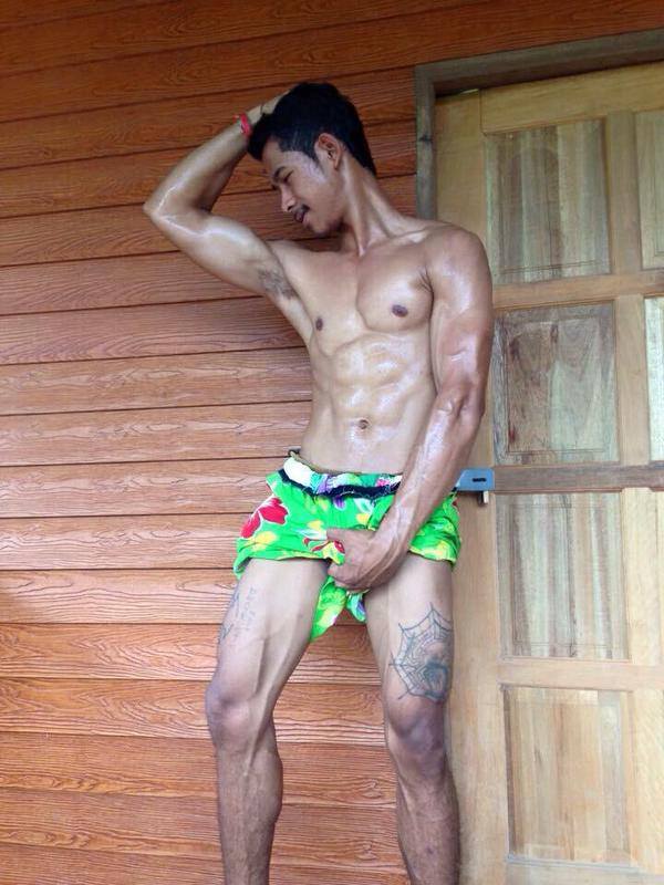 ห่อหมกมั๊ยจ๊ะ ห่อไหนกินแล้วก็ผ่านนะจ๊ะ