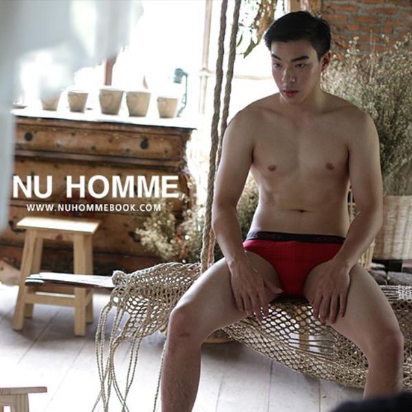 ซูมภาพให้ชัดเจน..หล่อน่ากินทั้งนั้น