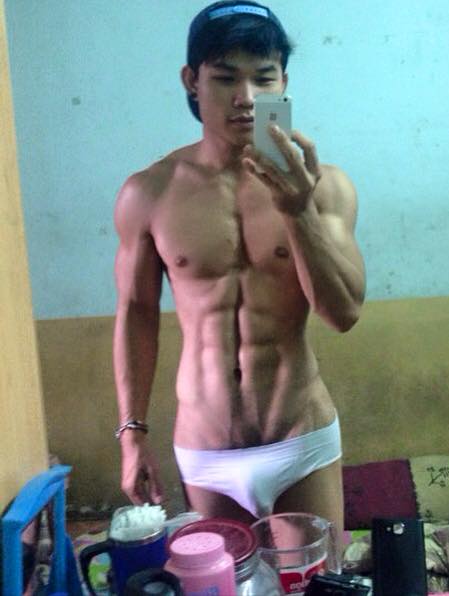 เกย์หุ่นแซ่บ