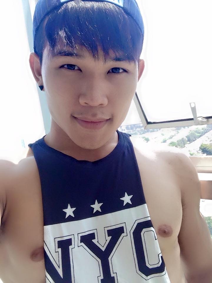 เกย์หุ่นแซ่บ