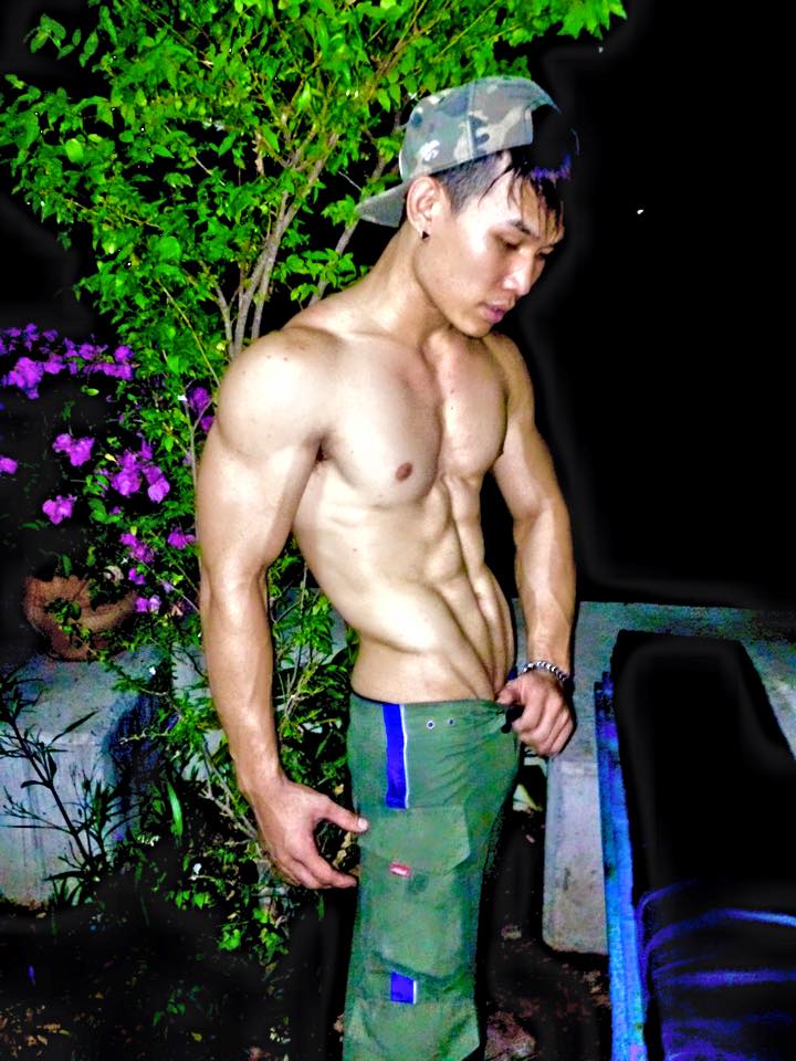 เกย์หุ่นแซ่บ
