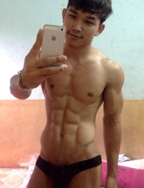 เกย์หุ่นแซ่บ