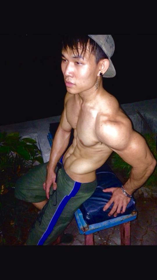 เกย์หุ่นแซ่บ