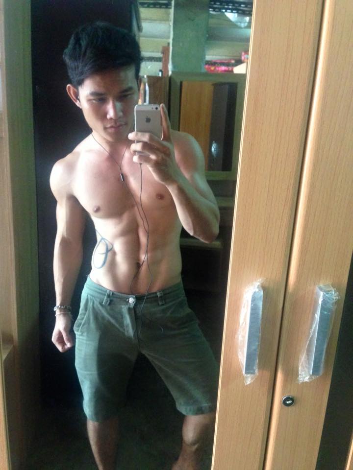 เกย์หุ่นแซ่บ