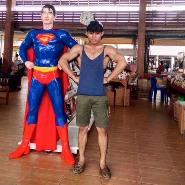 เกย์หุ่นแซ่บ