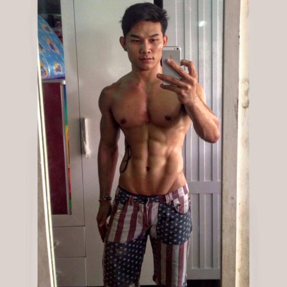 เกย์หุ่นแซ่บ