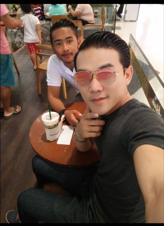 เกย์หุ่นแซ่บ