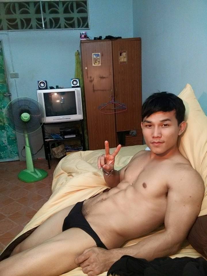 เกย์หุ่นแซ่บ