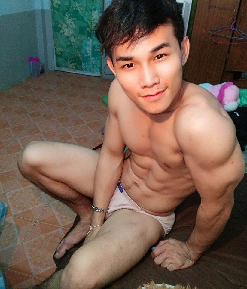 เกย์หุ่นแซ่บ