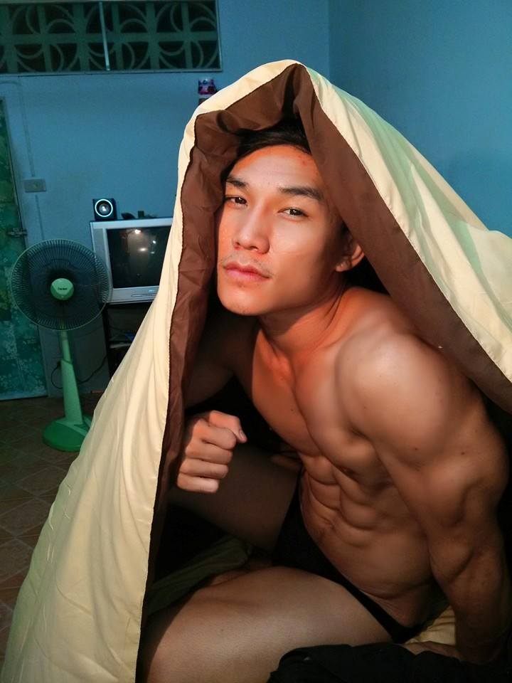 เกย์หุ่นแซ่บ