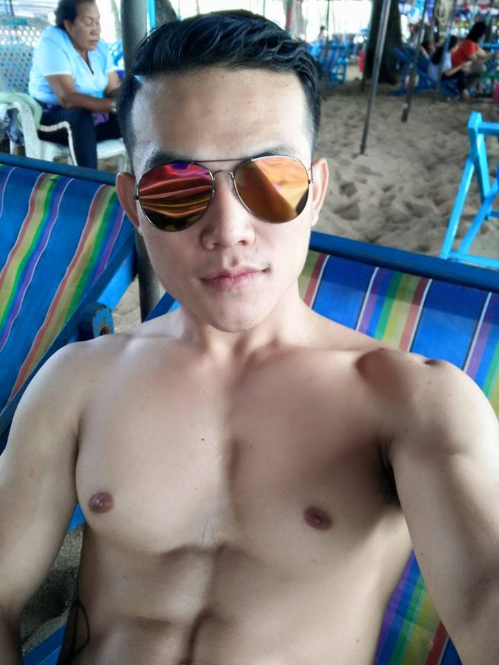 เกย์หุ่นแซ่บ