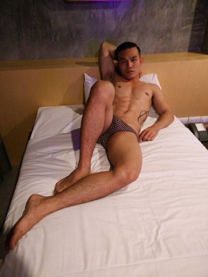 เกย์หุ่นแซ่บ