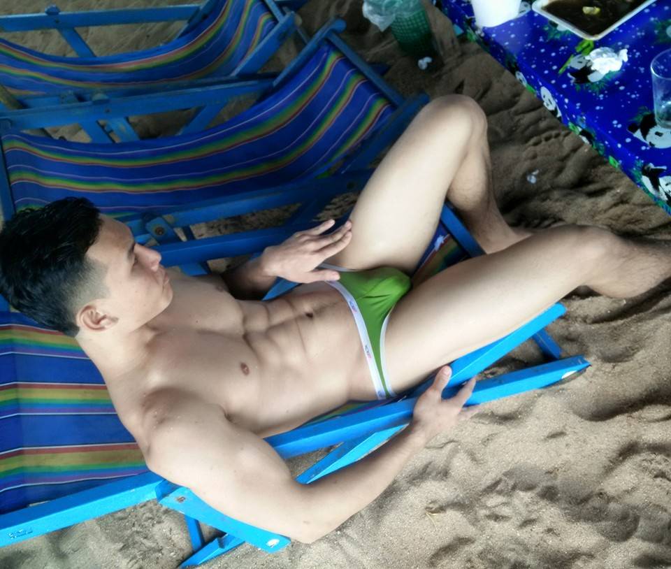 เกย์หุ่นแซ่บ
