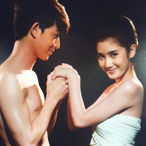 ปู้ เดอะสตาร์ 11 ทาสสุดหล่อ ใน "เรือนร้อยรัก" แซ่บเวอร์มากหนุ่มคนนี้