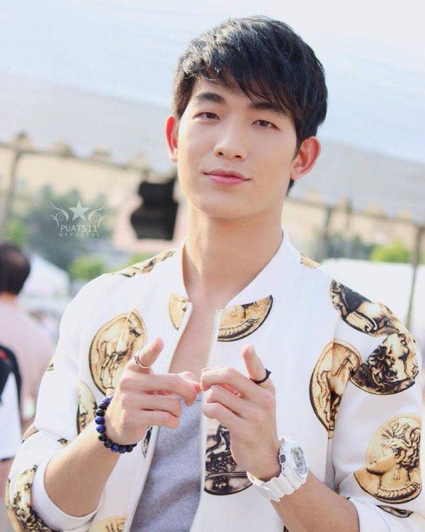 ปู้ เดอะสตาร์ 11 ทาสสุดหล่อ ใน "เรือนร้อยรัก" แซ่บเวอร์มากหนุ่มคนนี้