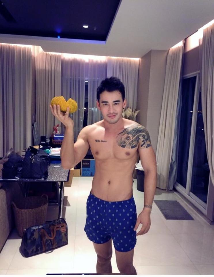 เป้าพุ่ง ตุง แน่นมาก...เจนสัมผัสได้