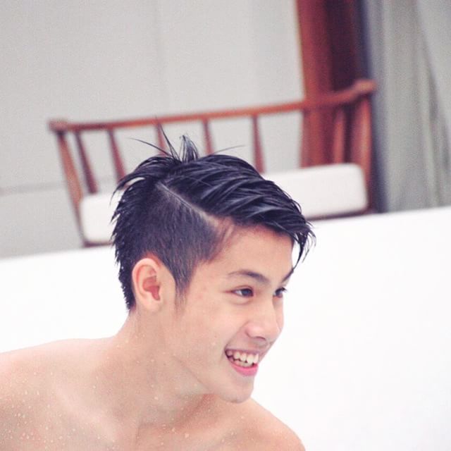 อัพเดทความหล่อ!! หล่อกระชากใจสุดๆ เจ้านาย จินเจษฎ์ ลูกชาย เจ เจตริน
