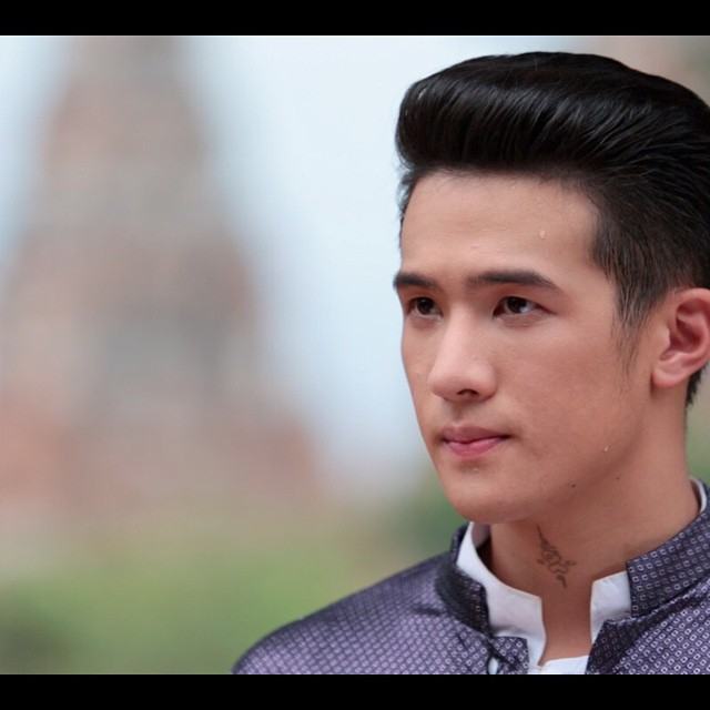 เจมส์ มาร์ : แห่งละคร "ข้าบดินทร์"