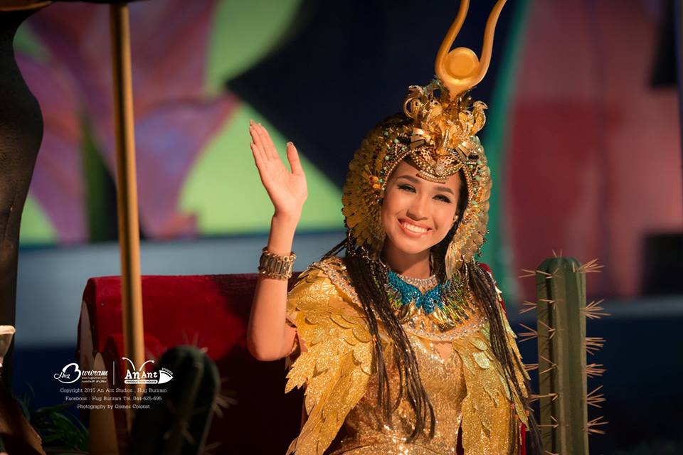 ประมวลภาพงานอลังการฟลอร่าคาร์นิวัล(ขบวนพาเหรด) ณ เพลาเพลิน บุรีรัมย์