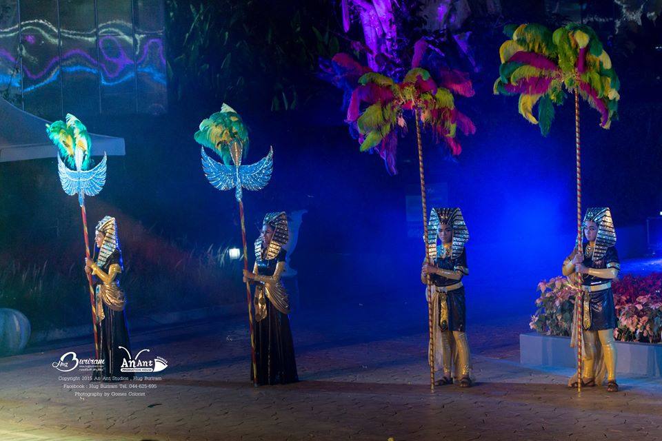 ประมวลภาพงานอลังการฟลอร่าคาร์นิวัล(ขบวนพาเหรด) ณ เพลาเพลิน บุรีรัมย์