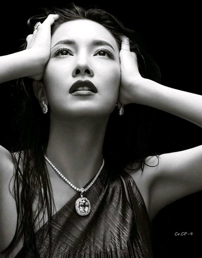 นุ่น-วรนุช @ เปรียว vol.35 no.735 November 2015