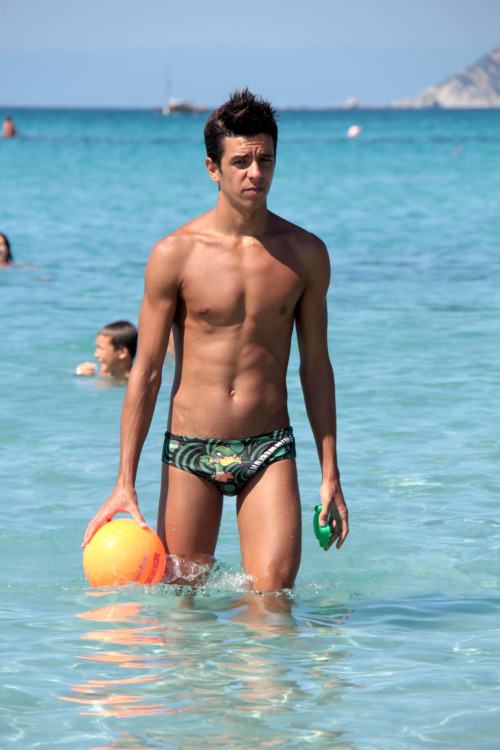 Hot guy in underwear 80