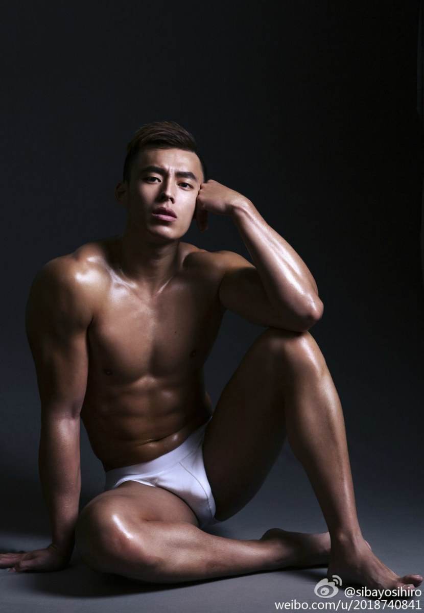 Hot guy in underwear 81