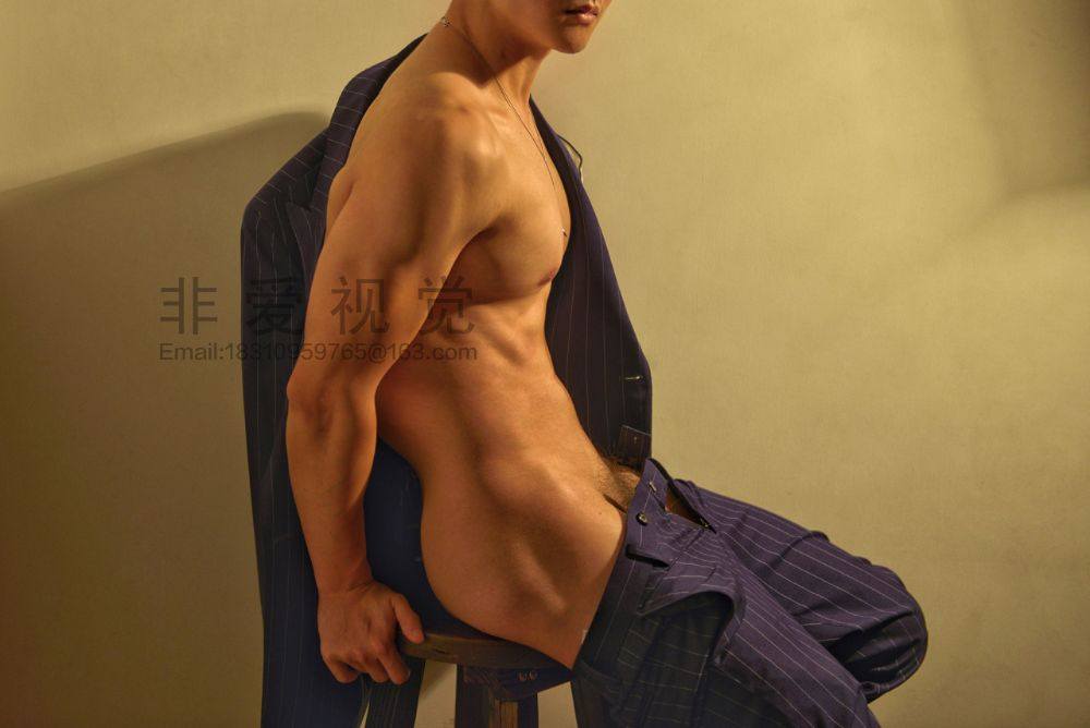 Hot guy in underwear 83