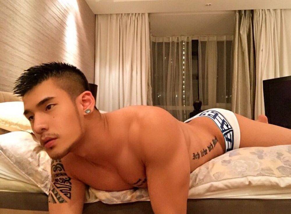 Hot guy in underwear 89