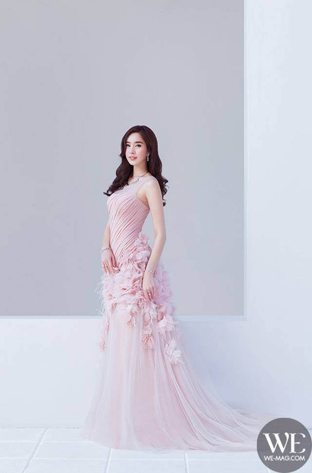 ฐิสา วริฏฐิสา @ WE Magazine no.141 January 2016