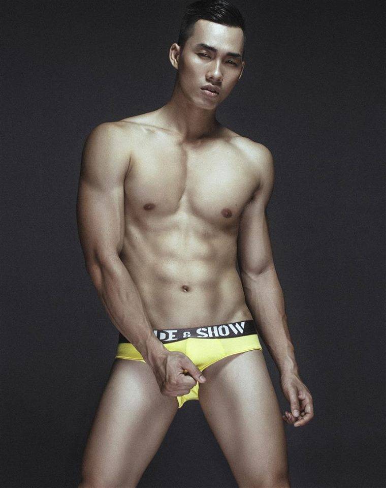 Hot guy in underwear 93