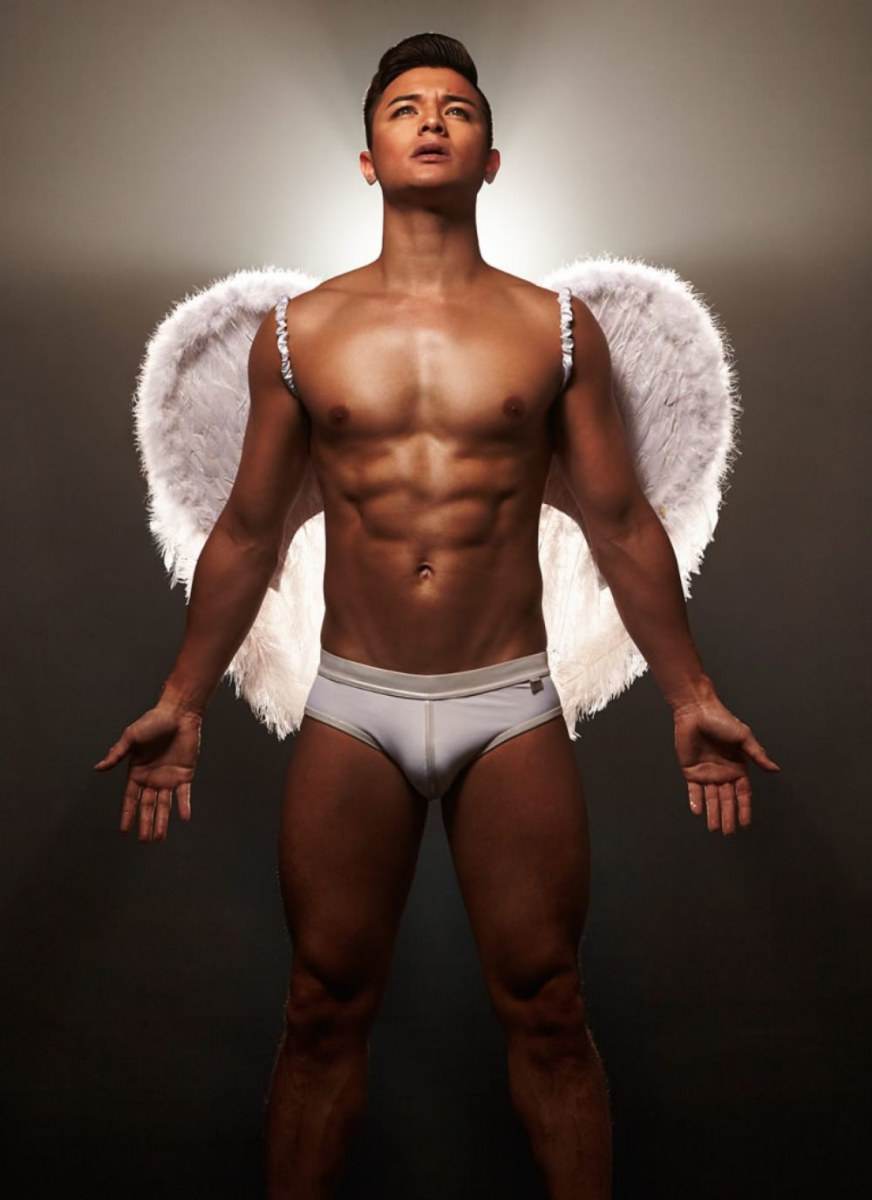 Hot guy in underwear 94