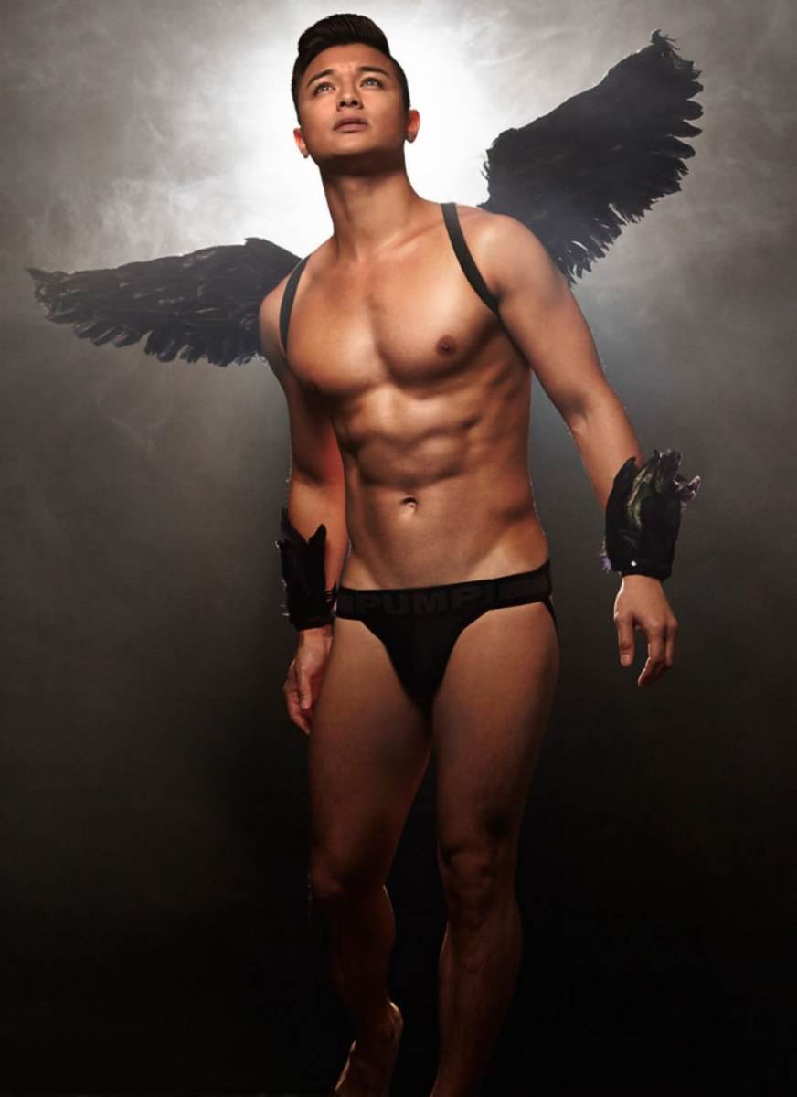 Hot guy in underwear 94